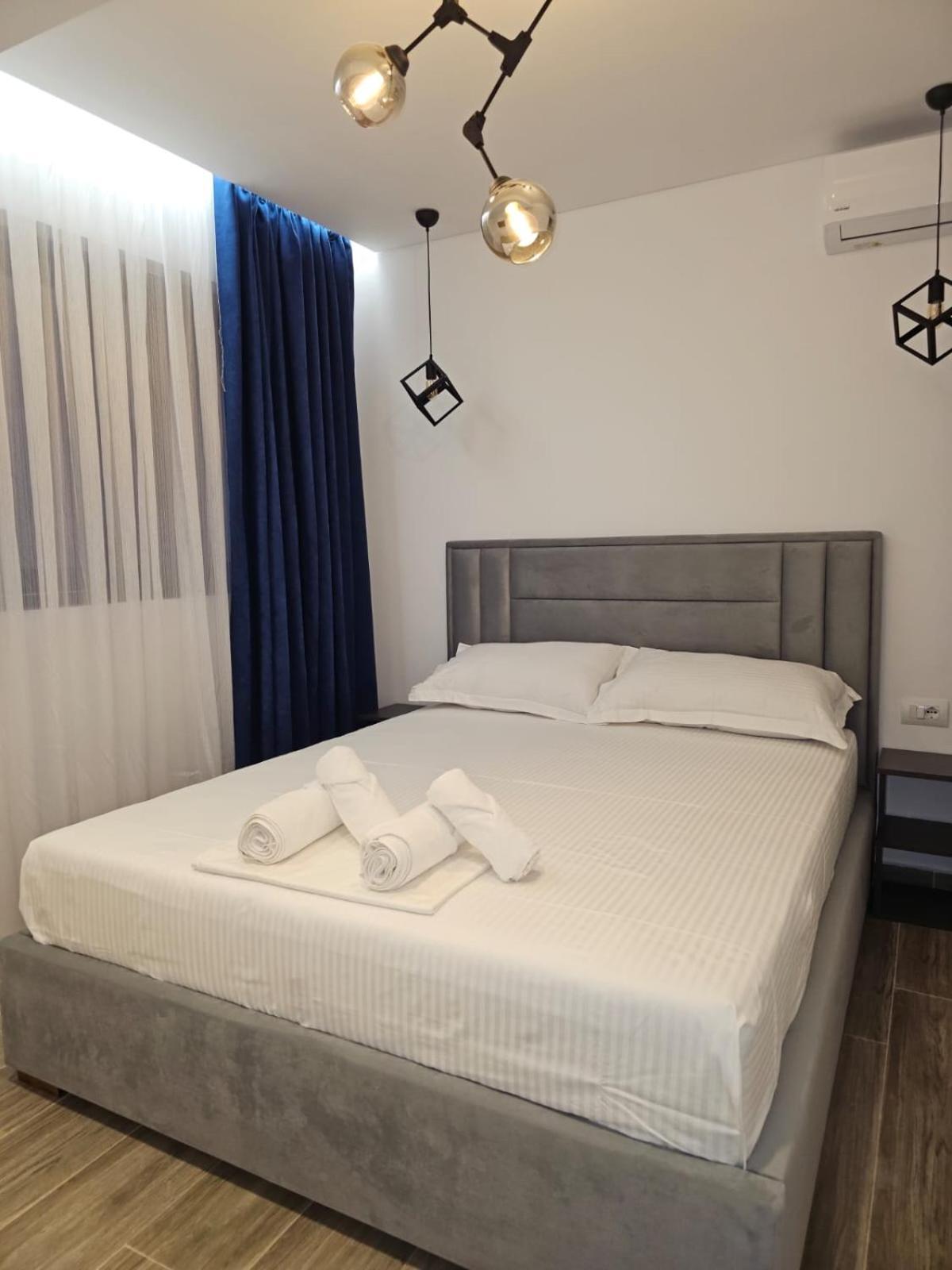 Ardit Seaside Rooms Sarandë Exterior foto