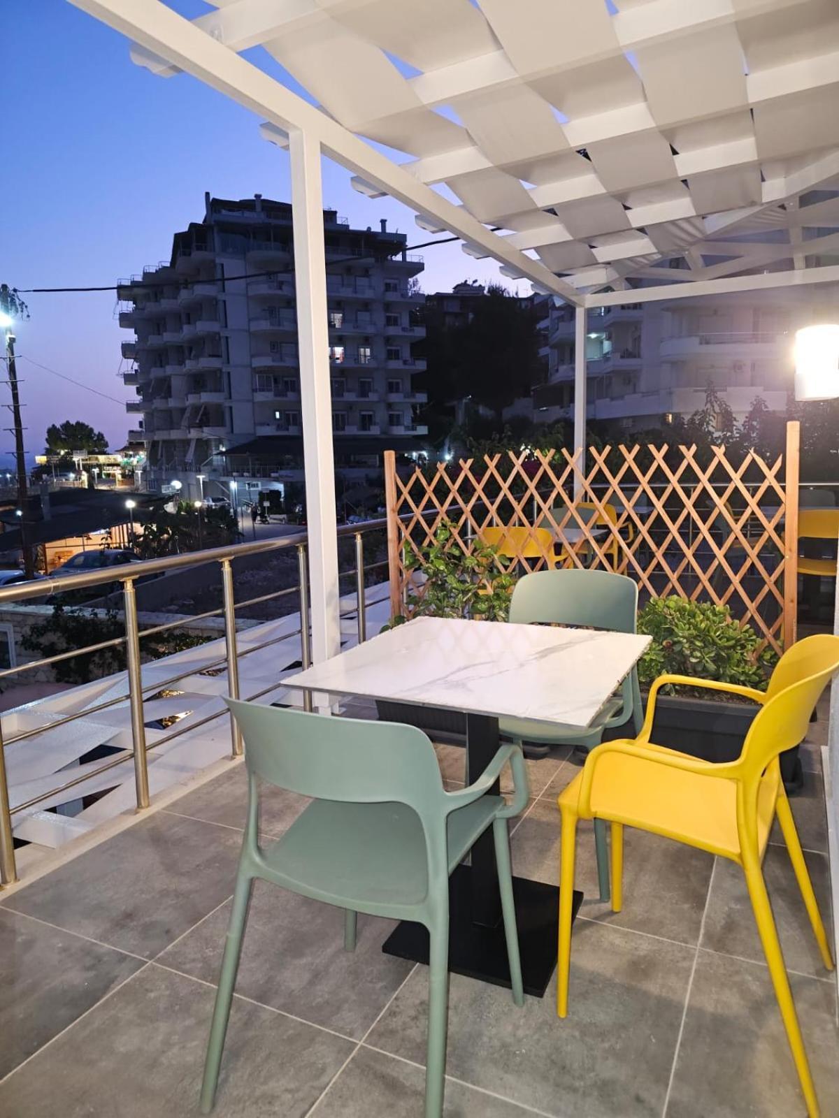 Ardit Seaside Rooms Sarandë Exterior foto