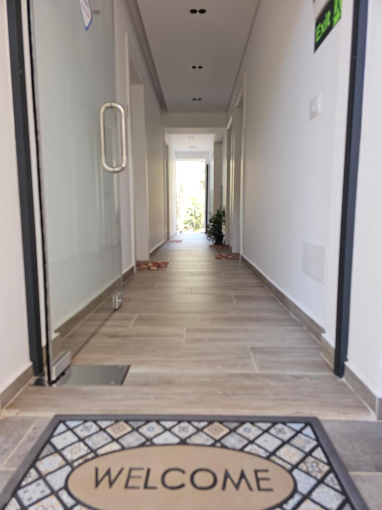 Ardit Seaside Rooms Sarandë Exterior foto
