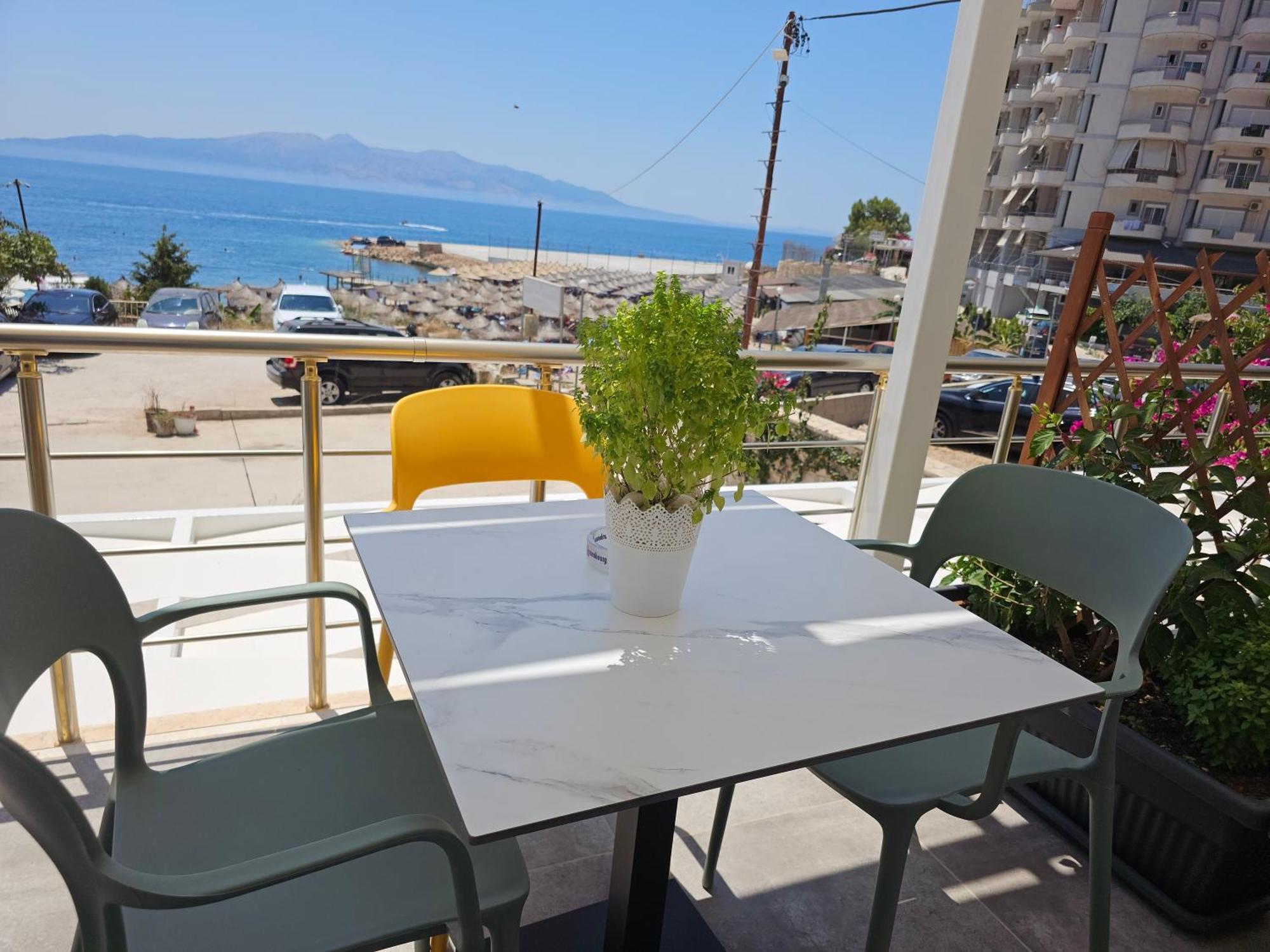 Ardit Seaside Rooms Sarandë Exterior foto