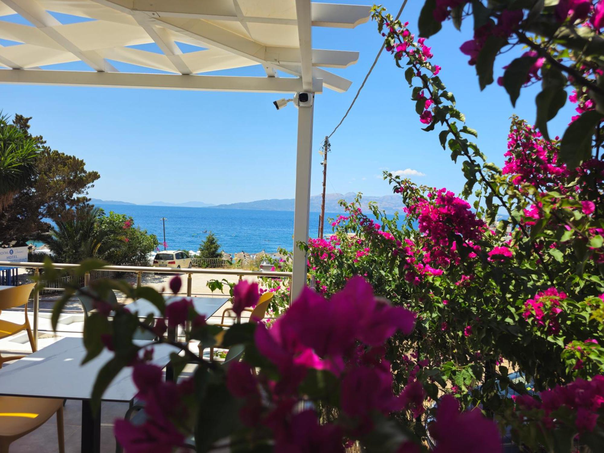 Ardit Seaside Rooms Sarandë Exterior foto
