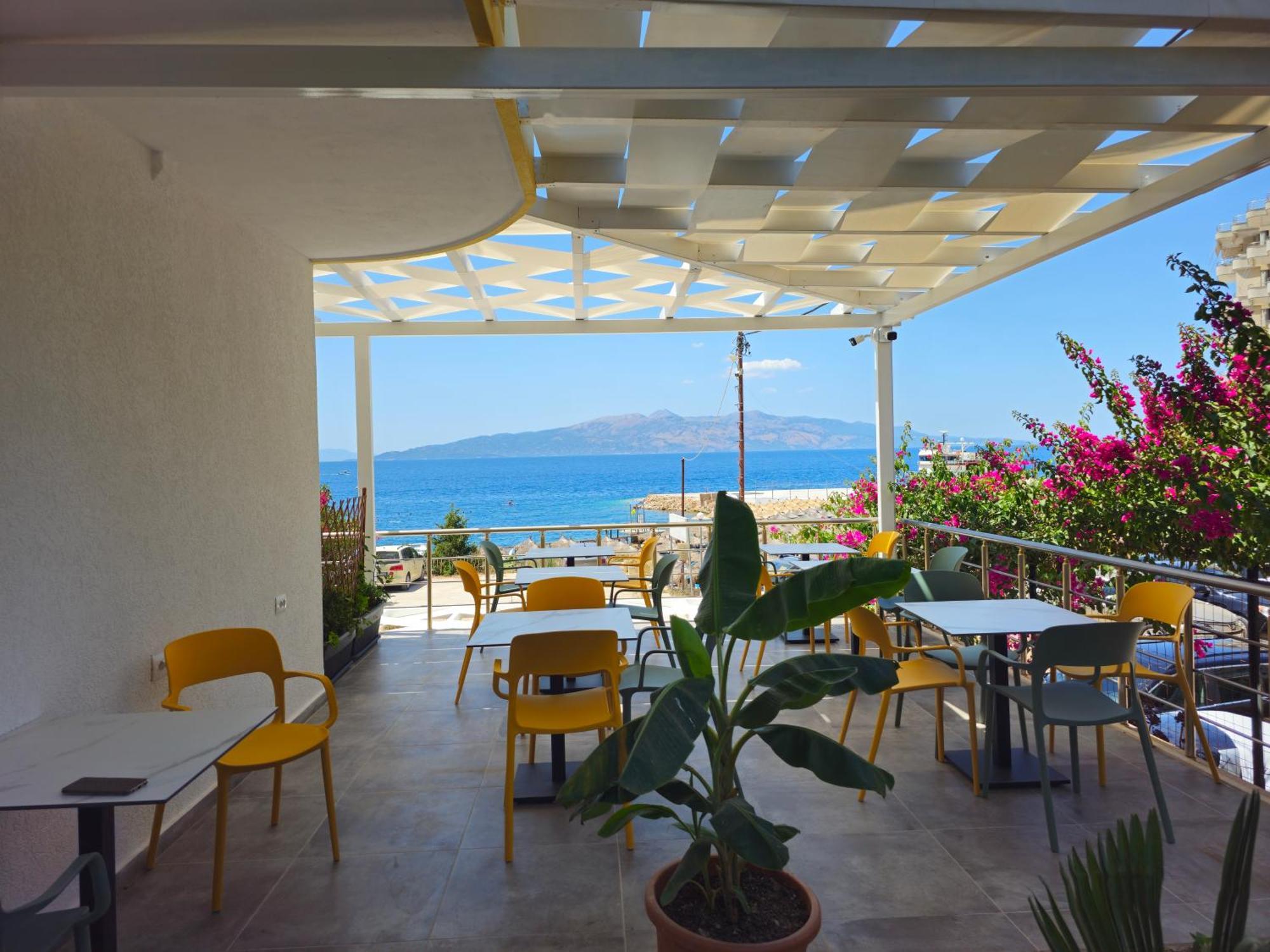 Ardit Seaside Rooms Sarandë Exterior foto